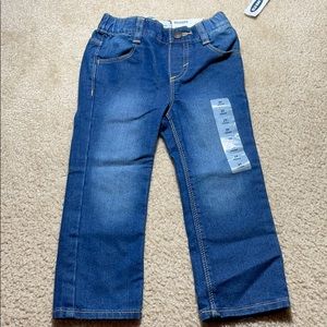 Straight leg toddler jeans.